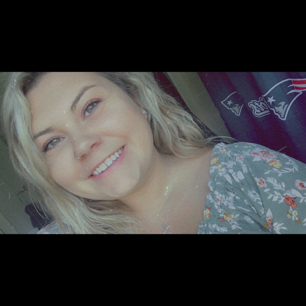 Meet your Posher, Michaela